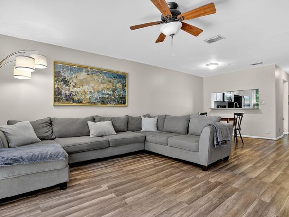 3072 S Oakland Forest Drive 406, Oakland Park FL 33309