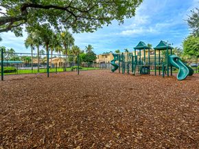 3991 NW 94th Way, Sunrise FL 33351