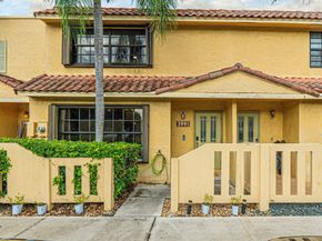 3991 NW 94th Way, Sunrise FL 33351