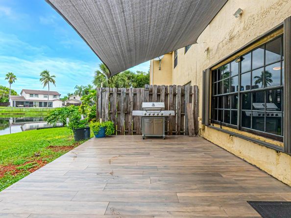3991 NW 94th Way, Sunrise FL 33351