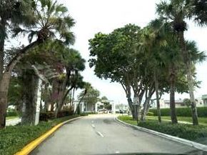 946 Flanders T 946 T, Delray Beach FL 33484