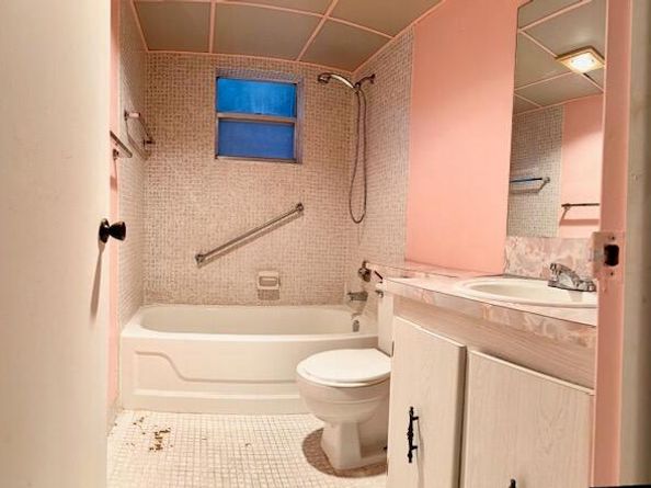 946 Flanders T 946 T, Delray Beach FL 33484