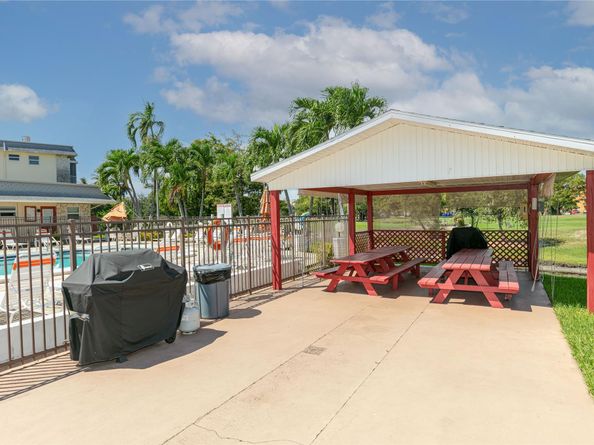4411 NW 16th St F109, Lauderhill FL 33313