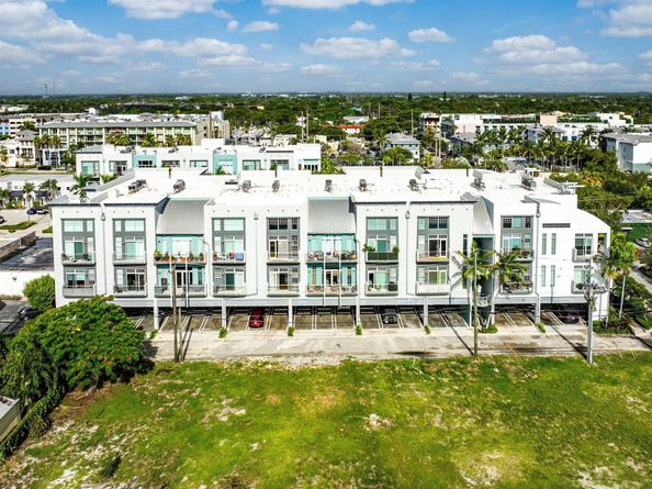 185 NE 4th Avenue 317, Delray Beach FL 33483
