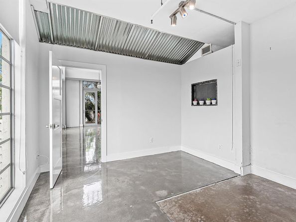185 NE 4th Avenue 317, Delray Beach FL 33483
