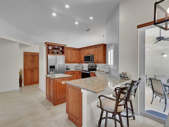 4910 NW 104th Ave, Coral Springs FL 33076