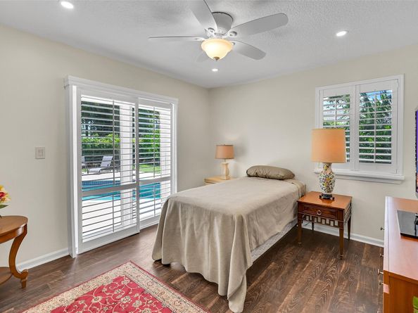 4910 NW 104th Ave, Coral Springs FL 33076