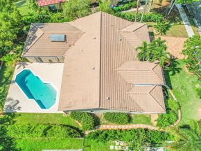 4910 NW 104th Ave, Coral Springs FL 33076