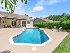 4910 NW 104th Ave, Coral Springs FL 33076