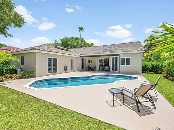 4910 NW 104th Ave, Coral Springs FL 33076