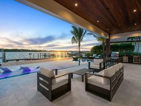 819 N Atlantic Drive, Lantana FL 33462