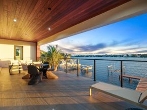819 N Atlantic Drive, Lantana FL 33462