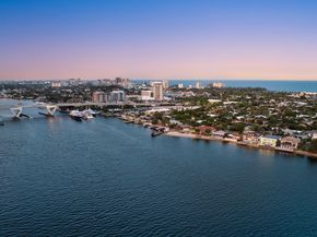 1957 SE 21 Avenue, Fort Lauderdale FL 33316