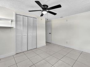 6661 Meade St, Hollywood FL 33024