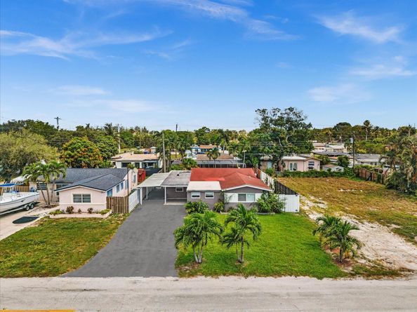 6661 Meade St, Hollywood FL 33024