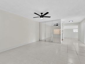 6661 Meade St, Hollywood FL 33024