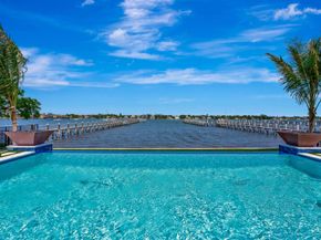 416 S Lake Drive, Lantana FL 33462