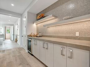 416 S Lake Drive, Lantana FL 33462