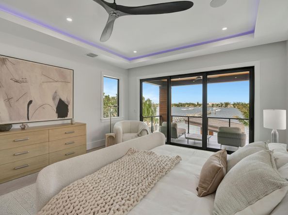 416 S Lake Drive, Lantana FL 33462