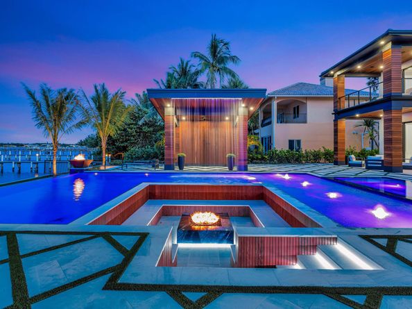 416 S Lake Drive, Lantana FL 33462