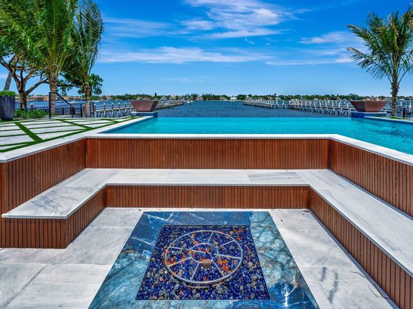 416 S Lake Drive, Lantana FL 33462