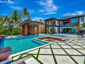 416 S Lake Drive, Lantana FL 33462