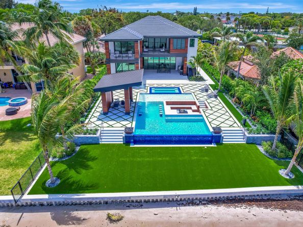 416 S Lake Drive, Lantana FL 33462