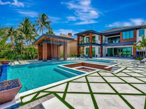 416 S Lake Drive, Lantana FL 33462