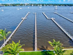 416 S Lake Drive, Lantana FL 33462