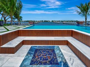 416 S Lake Drive, Lantana FL 33462
