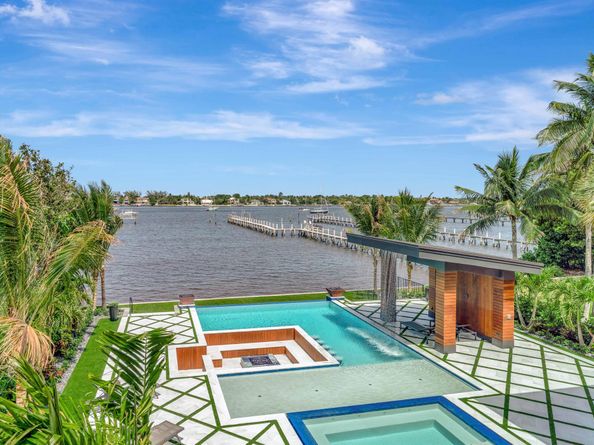 416 S Lake Drive, Lantana FL 33462