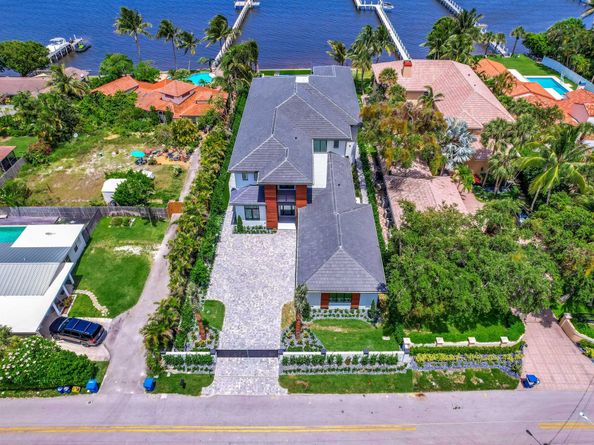 416 S Lake Drive, Lantana FL 33462