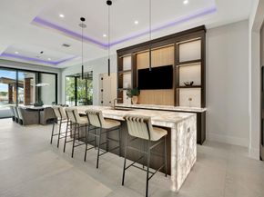 416 S Lake Drive, Lantana FL 33462