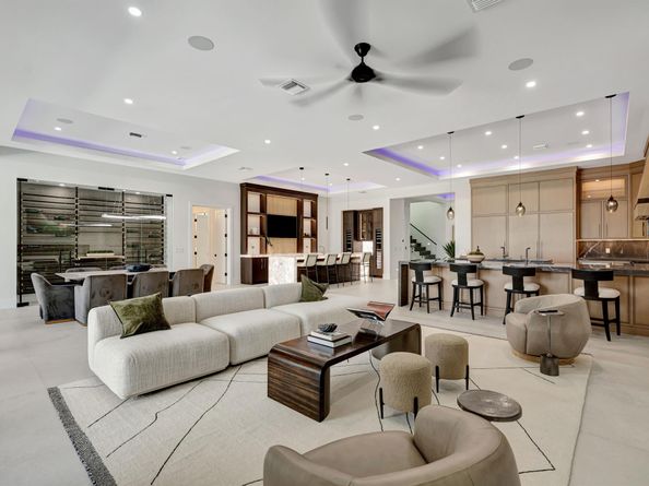 416 S Lake Drive, Lantana FL 33462