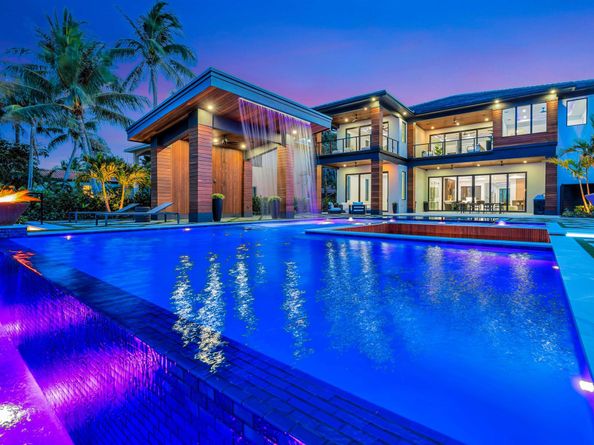 416 S Lake Drive, Lantana FL 33462