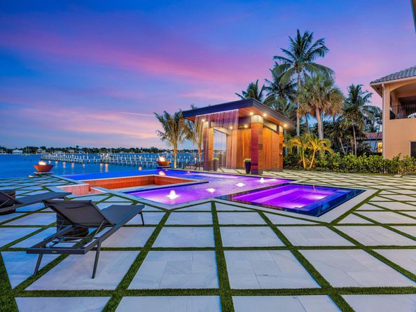 416 S Lake Drive, Lantana FL 33462