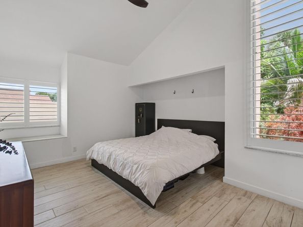 1089 NW 13th St 1, Boca Raton FL 33486