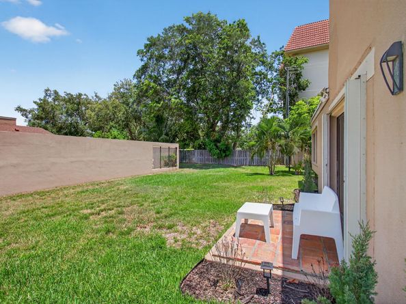 1089 NW 13th St 1, Boca Raton FL 33486