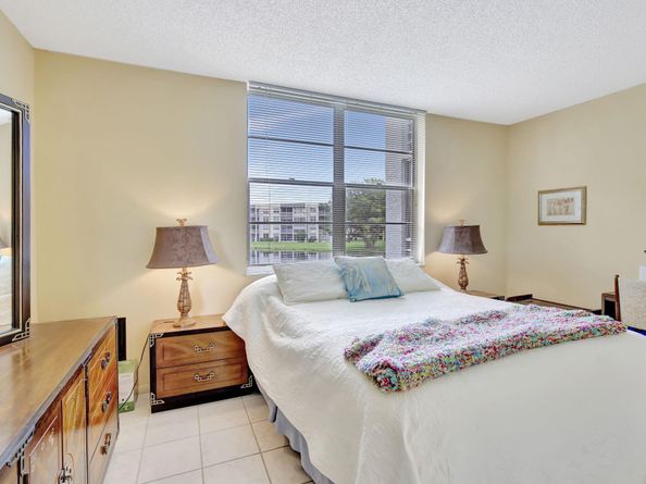 9311 Orange Grove Dr 210, Davie FL 33324