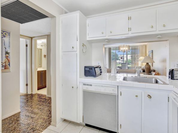 9311 Orange Grove Dr 210, Davie FL 33324