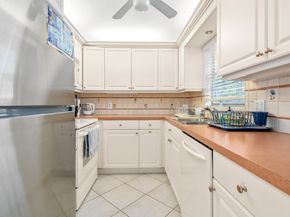2040 Berkshire B 2040, Deerfield Beach FL 33442