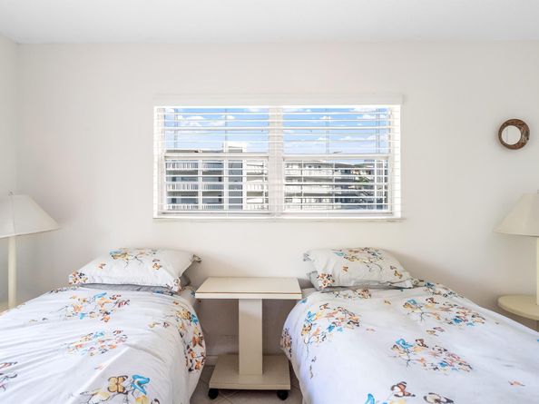 2040 Berkshire B 2040, Deerfield Beach FL 33442