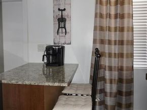 323 W Pine Street, Lantana FL 33462