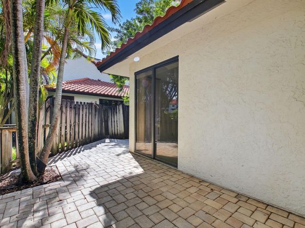 5859 Fox Hollow Drive A, Boca Raton FL 33486