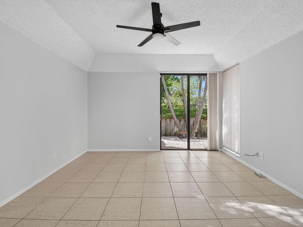 5859 Fox Hollow Drive A, Boca Raton FL 33486