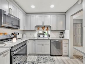 8799 Holly Ct 202, Tamarac FL 33321