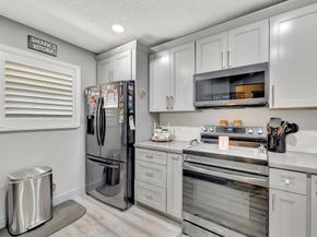 8799 Holly Ct 202, Tamarac FL 33321