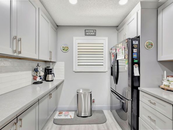 8799 Holly Ct 202, Tamarac FL 33321