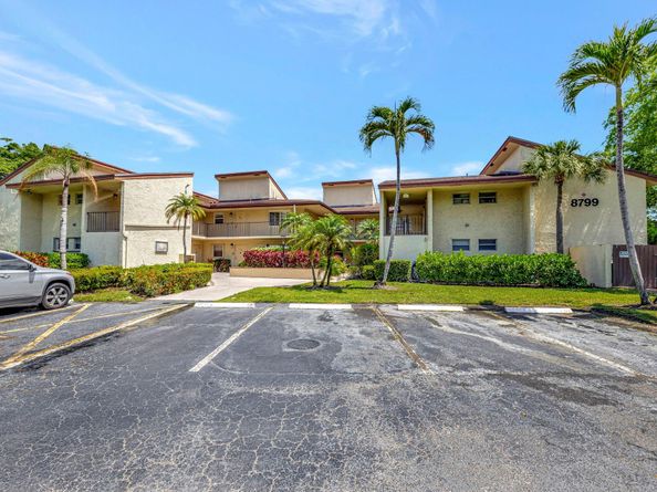 8799 Holly Ct 202, Tamarac FL 33321