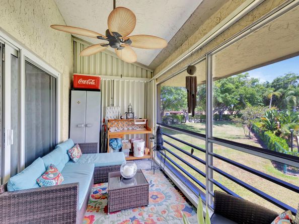 8799 Holly Ct 202, Tamarac FL 33321